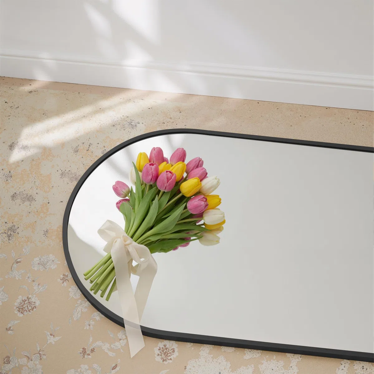 Reflix Miroir complet - 147 x 44 cm - Miroir sur pied incurvé avec support - Cadre en alliage d'aluminium - Position debout ou appuyée - Pour chambre à coucher, salon - Noir